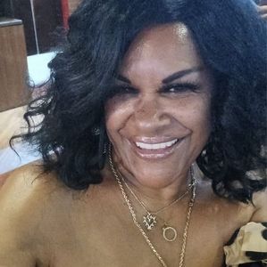 Meet your Posher, Carolyn